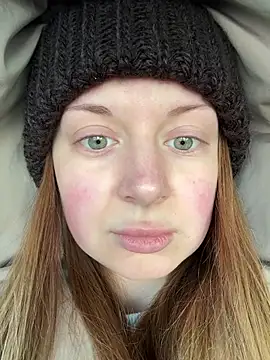 Snapshot of BlondeHott chatting on 1, 2, 2026 BlondeHott online show from 1, 2, 2026