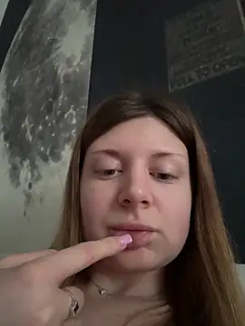 Snapshot of BlondeHott chatting on 3, 2, 2026 BlondeHott online show from 3, 2, 2026