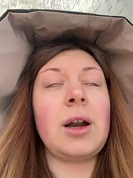 Snapshot of BlondeHott chatting on 9, 2, 2026 BlondeHott online show from 9, 2, 2026