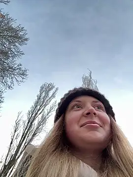 Snapshot of BlondeHott chatting on 23, 2, 2026 BlondeHott online show from 23, 2, 2026