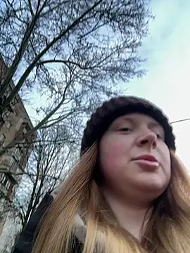 Snapshot of BlondeHott chatting on 24, 2, 2026 BlondeHott online show from 24, 2, 2026