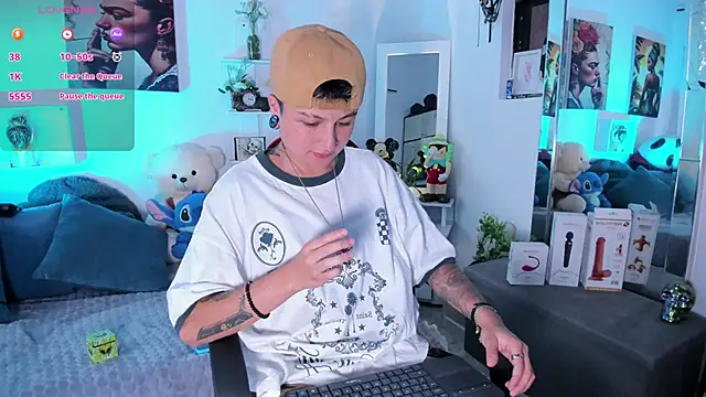 Zury Ramirez online show from 10, 1, 2026