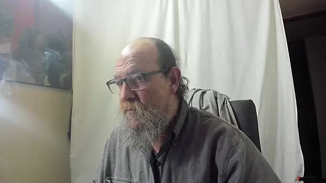 Uncle Hottie online show from 5, 1, 2026