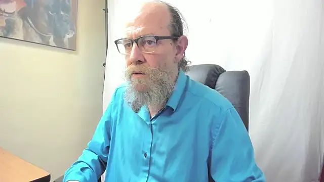 Snapshot of Uncle_Hottie chatting on 14, 2, 2026 Uncle Hottie online show from 14, 2, 2026