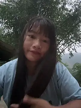 Snapshot of Suni-ii chatting on 17, 4, 2026 Suni-ii online show from 17, 4, 2026