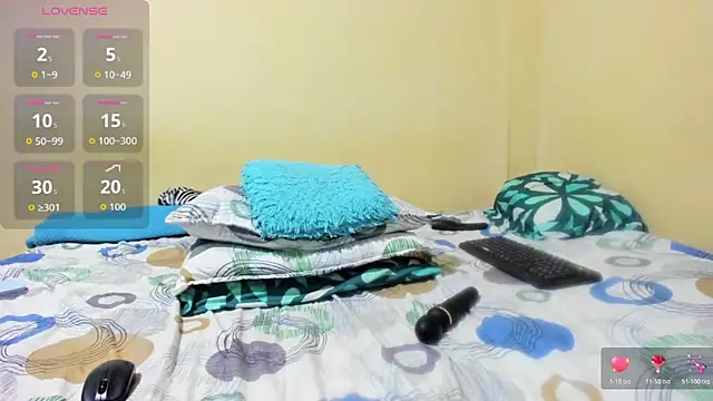 JazminStar  online show from 13, 4, 2026