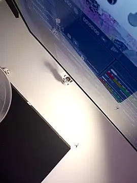 ThaliaBrookss  online show from 14, 4, 2026