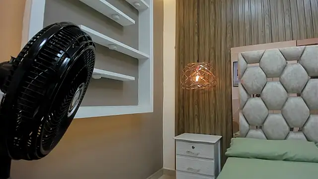 Snapshot of james__walsh chatting on 9, 2, 2026 james walsh online show from 9, 2, 2026