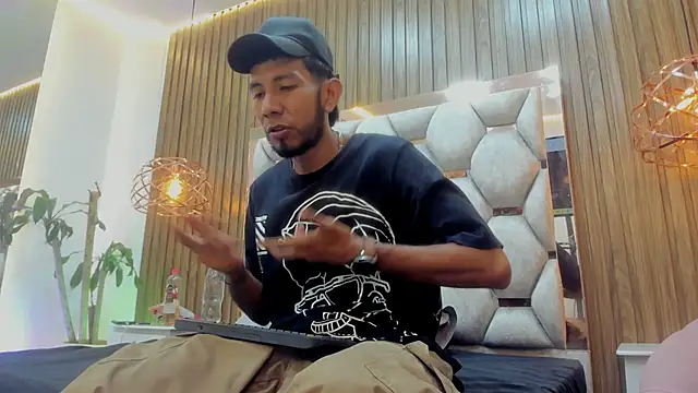 Snapshot of james__walsh chatting on 26, 2, 2026 james walsh online show from 26, 2, 2026