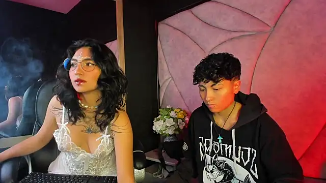 velvet mystic online show from 1, 4, 2026