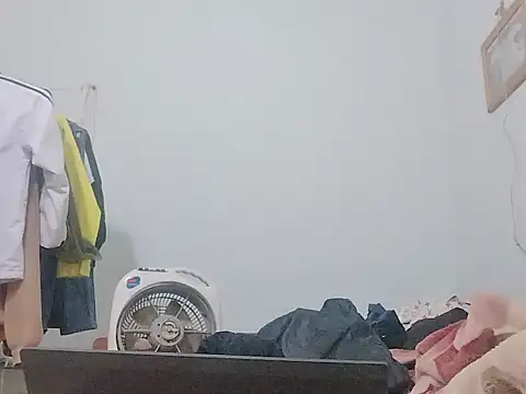 Snapshot of Sophie_sexy7 chatting on 19, 2, 2026 Sophie sexy7 online show from 19, 2, 2026