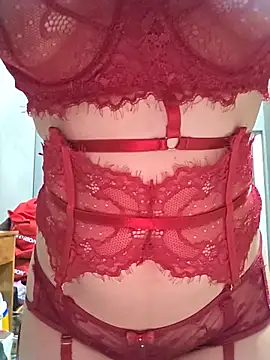 Snapshot of moon_baby99 chatting on 6, 6, 2026 moon baby99 online show from 6, 6, 2026