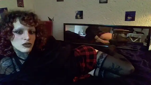 Snapshot of gracelustxx chatting on 13, 2, 2026 gracelustxx online show from 13, 2, 2026