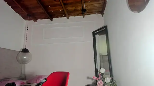 Snapshot of ZoeFox5 chatting on 3, 2, 2026 ZoeFox5 online show from 3, 2, 2026