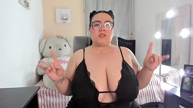 Snapshot of KarlaLannee chatting on 30, 5, 2026 KarlaLannee online show from 30, 5, 2026