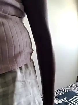 Snapshot of princess-boobz chatting on 18, 2, 2026 princess-boobz online show from 18, 2, 2026