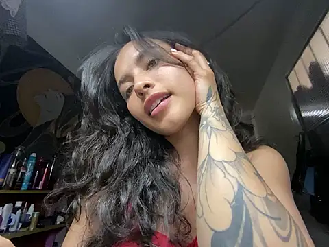 Snapshot of auroramooon chatting on 19, 2, 2026 auroramooon online show from 19, 2, 2026