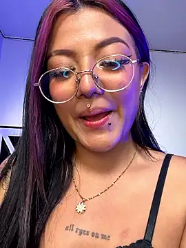 Snapshot of queen_of_you_heart chatting on 9, 1, 2026 queen of you heart online show from 9, 1, 2026