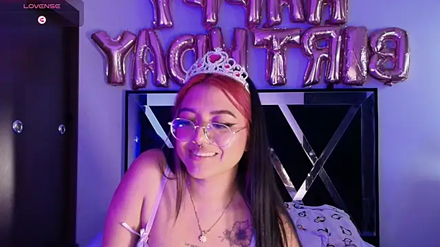 Snapshot of queen_of_you_heart chatting on 23, 2, 2026 queen of you heart online show from 23, 2, 2026