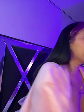 Snapshot of queen_of_you_heart chatting on 26, 2, 2026 queen of you heart online show from 26, 2, 2026