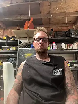 Snapshot of WIDBIGWHITECOCK chatting on 18, 6, 2026 WIDBIGWHITECOCK online show from 18, 6, 2026
