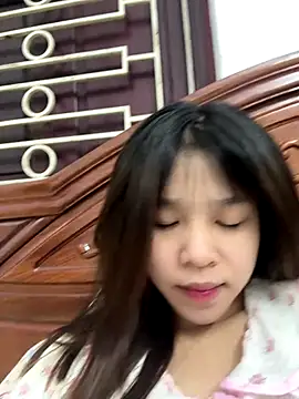 Lyli-122 online show from 6, 1, 2026