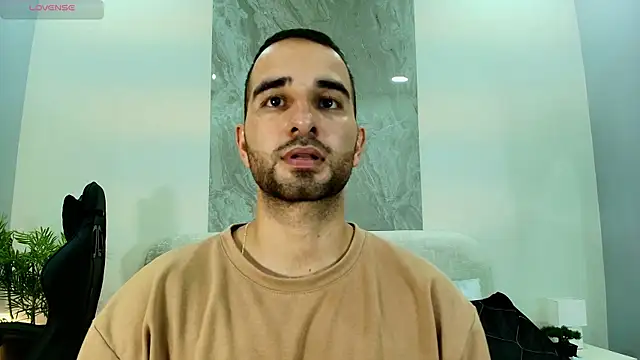 Snapshot of lorenzo_walker_1 chatting on 11, 7, 2026 lorenzo walker 1 online show from 11, 7, 2026