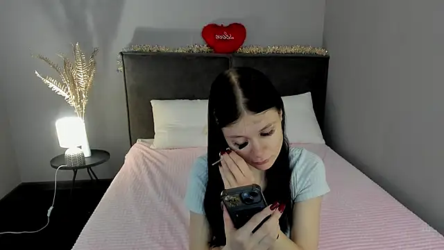 Snapshot of SkinyJoys chatting on 20, 2, 2026 SkinyJoys online show from 20, 2, 2026