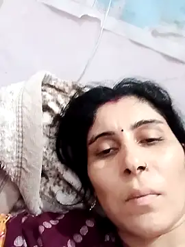 Snapshot of Hot_ree85 chatting on 20, 2, 2026 Hot ree85 online show from 20, 2, 2026