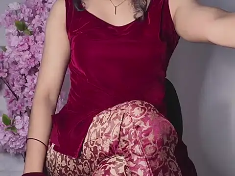 Snapshot of Yasminrosa chatting on 21, 2, 2026 Yasminrosa online show from 21, 2, 2026