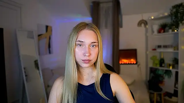 MilaBunny2000 online show from 2, 2, 2026