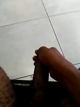 Snapshot of SkinnyDick26 chatting on 15, 2, 2026 SkinnyDick26 online show from 15, 2, 2026