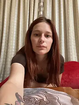 Lily Viola online show from 5, 6, 2026