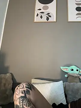 Luna licous online show from 15, 6, 2026
