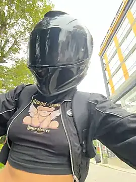 TaylorrHill online show from 18, 3, 2026