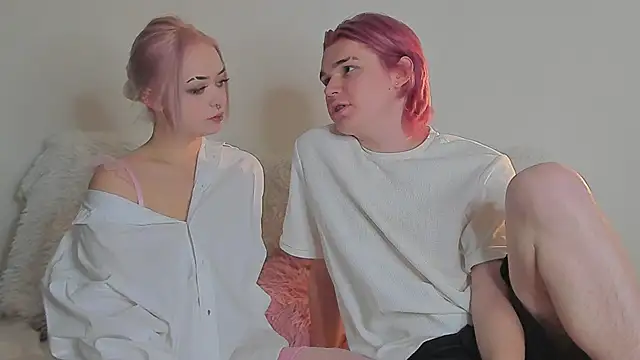 SweetheartsFriends online show from 5, 2, 2026