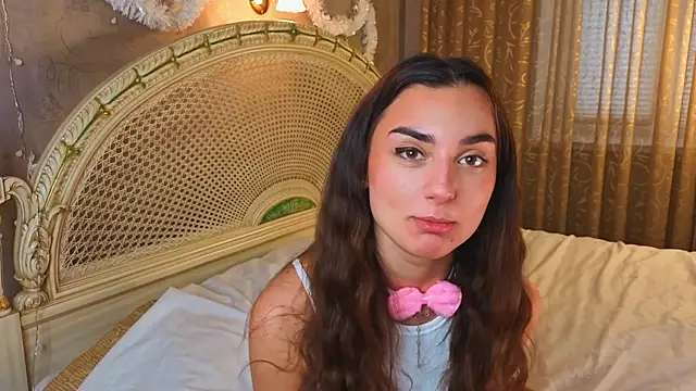 Snapshot of MinnaShummon chatting on 8, 1, 2026 MinnaShummon online show from 8, 1, 2026