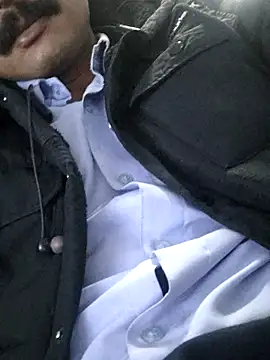 Snapshot of your_hot_dady chatting on 6, 1, 2026 your hot dady online show from 6, 1, 2026