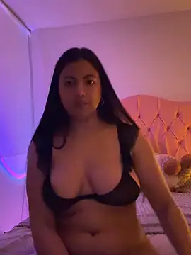 Nina Belle online show from 28, 2, 2026