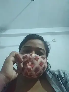 Snapshot of momo_loves chatting on 17, 1, 2026 momo loves online show from 17, 1, 2026