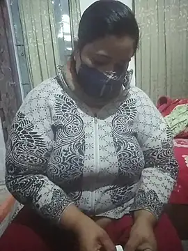 Snapshot of momo_loves chatting on 12, 2, 2026 momo loves online show from 12, 2, 2026