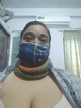 Snapshot of momo_loves chatting on 13, 2, 2026 momo loves online show from 13, 2, 2026