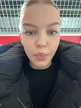 AshleyMur online show from 7, 3, 2026