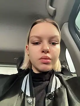 AshleyMur online show from 19, 4, 2026