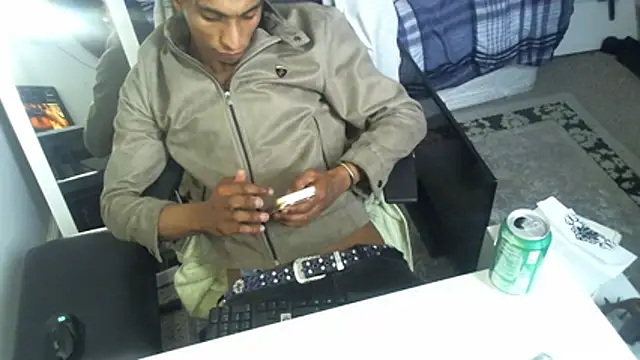 Snapshot of dangelosinzhz chatting on 2, 6, 2026 dangelosinzhz online show from 2, 6, 2026