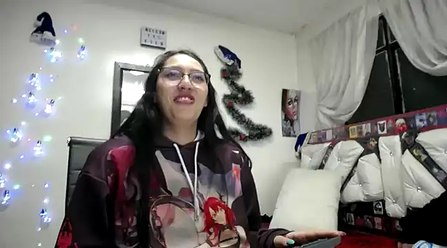 Snapshot of abril_onnel chatting on 20, 12, 2024 abril onnel online show from 20, 12, 2024