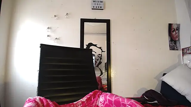 Snapshot of abril_onnel chatting on 16, 1, 2025 abril onnel online show from 16, 1, 2025