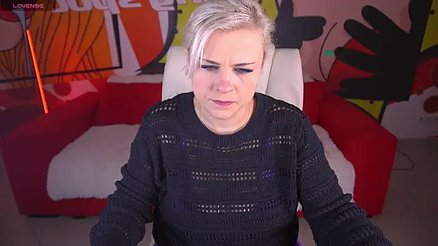 CrystalVibe online show from 6, 3, 2026