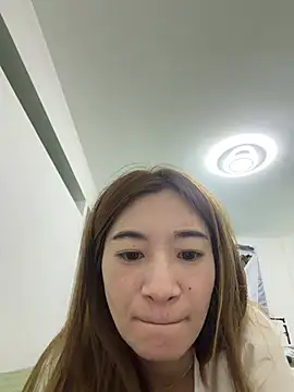 Snapshot of Xiaojuzi- chatting on 6, 8, 2026 Xiaojuzi- online show from 6, 8, 2026