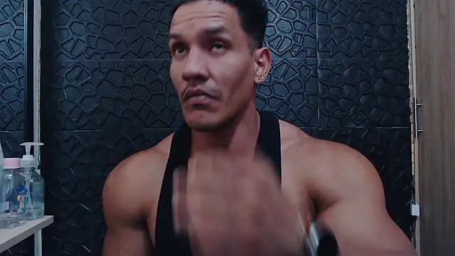 Snapshot of viktor_herrera chatting on 13, 1, 2026 viktor herrera online show from 13, 1, 2026